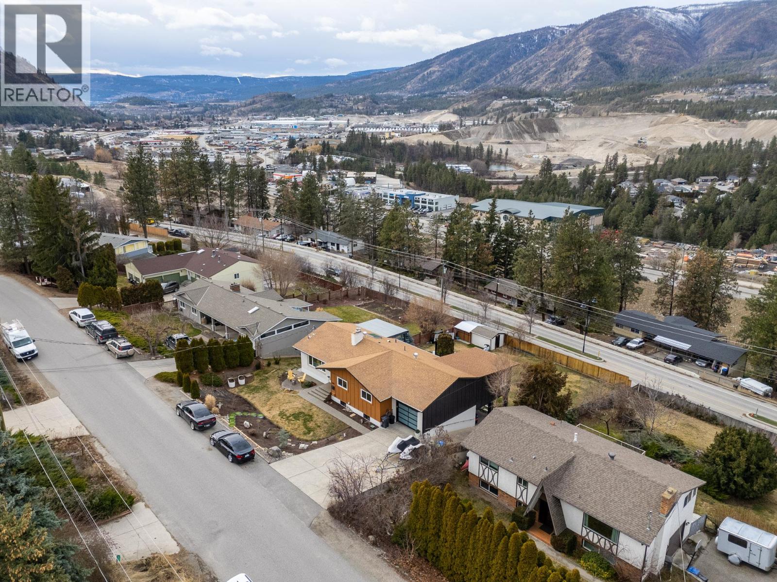 2426 Collingwood Road, West Kelowna