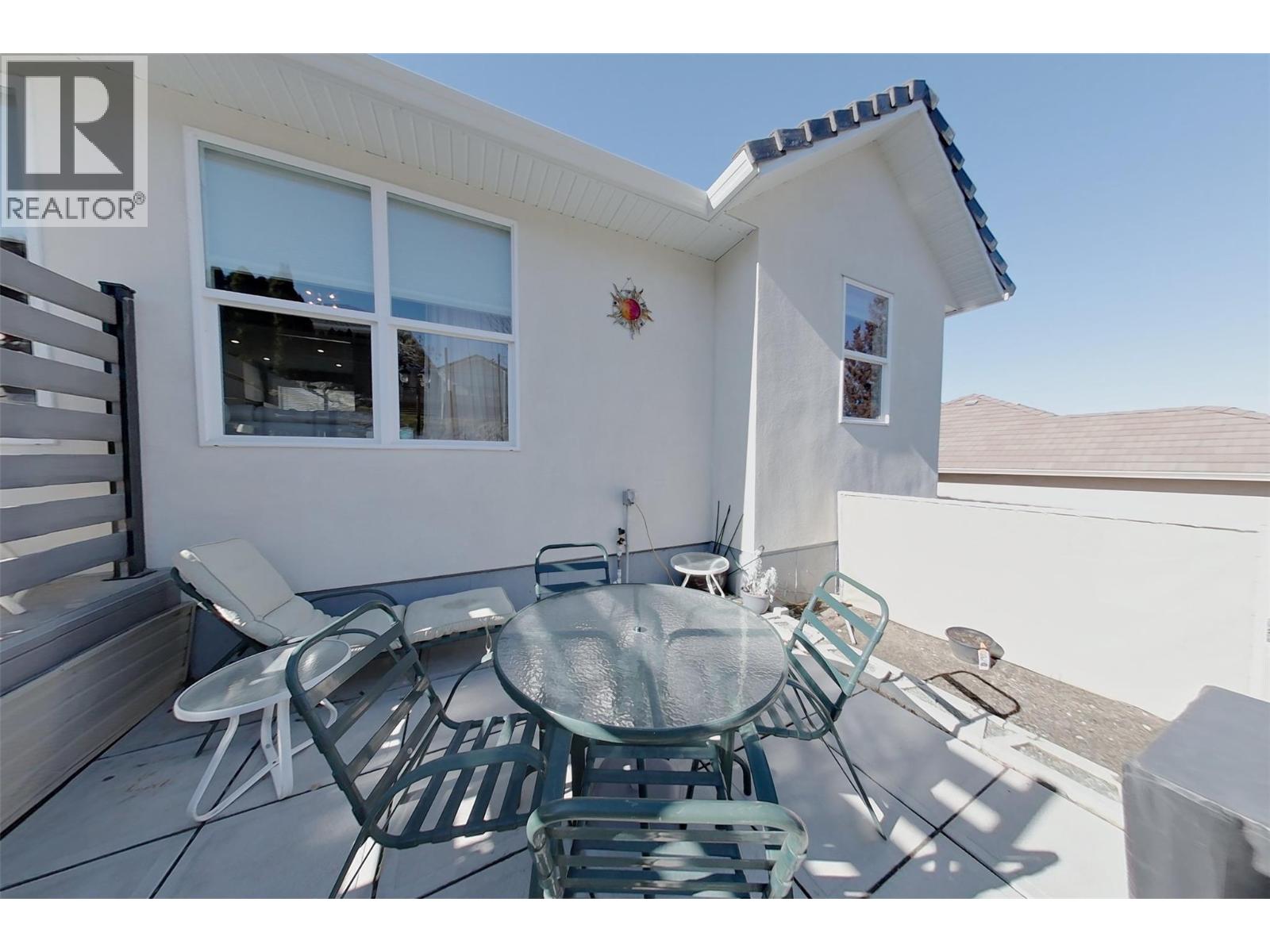 3807 FAIRWINDS Drive, Osoyoos