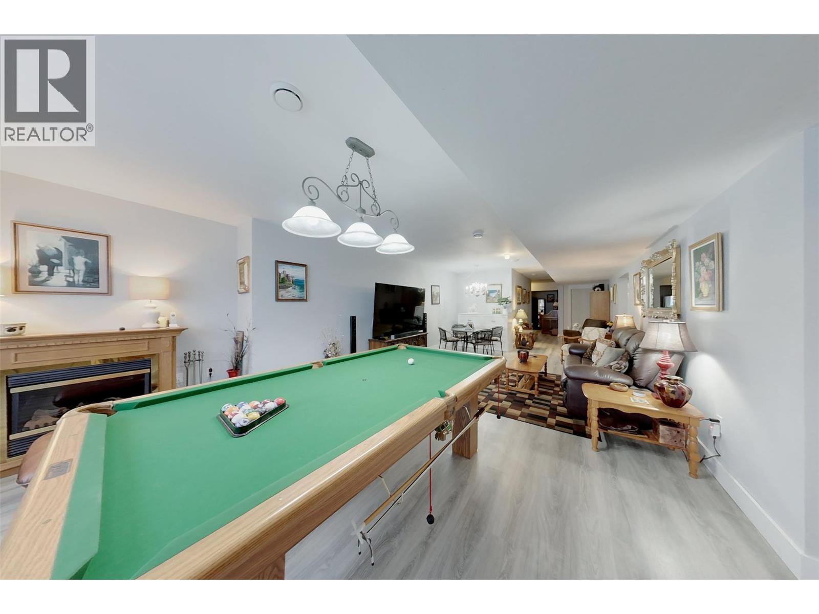 3807 FAIRWINDS Drive, Osoyoos