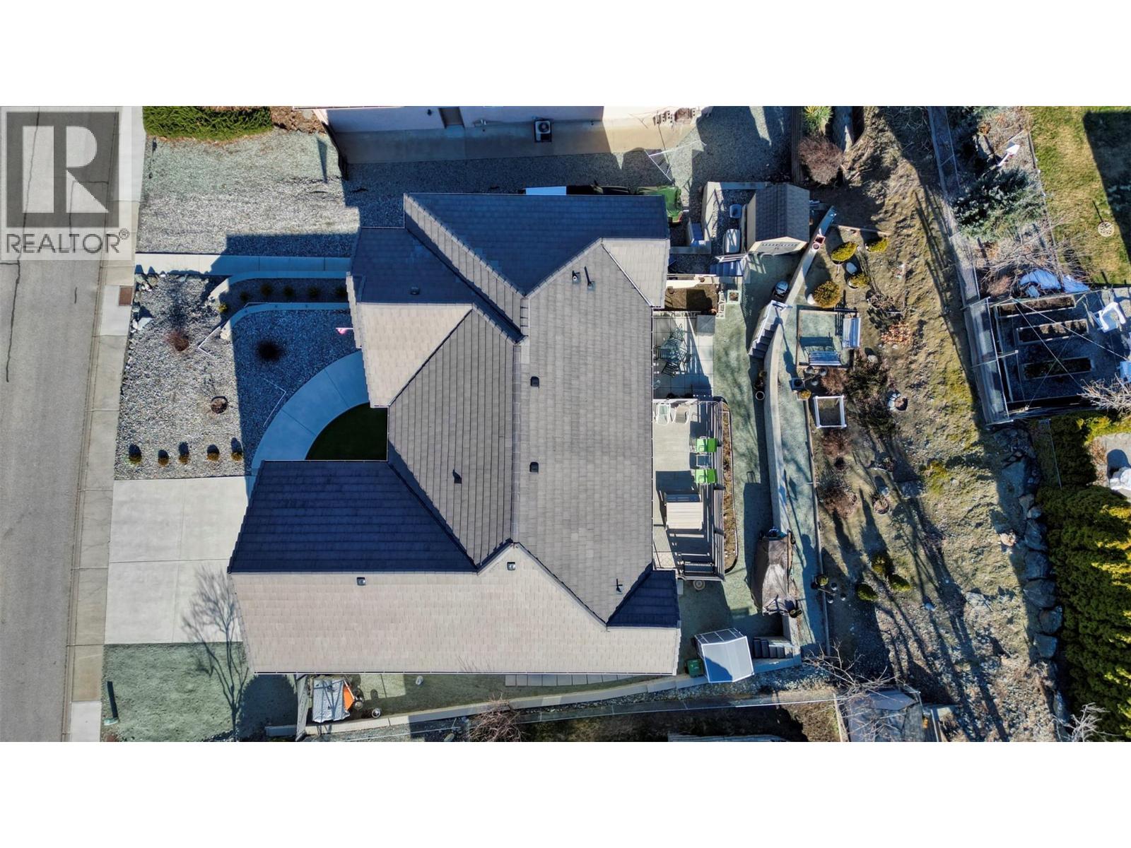 3807 FAIRWINDS Drive, Osoyoos