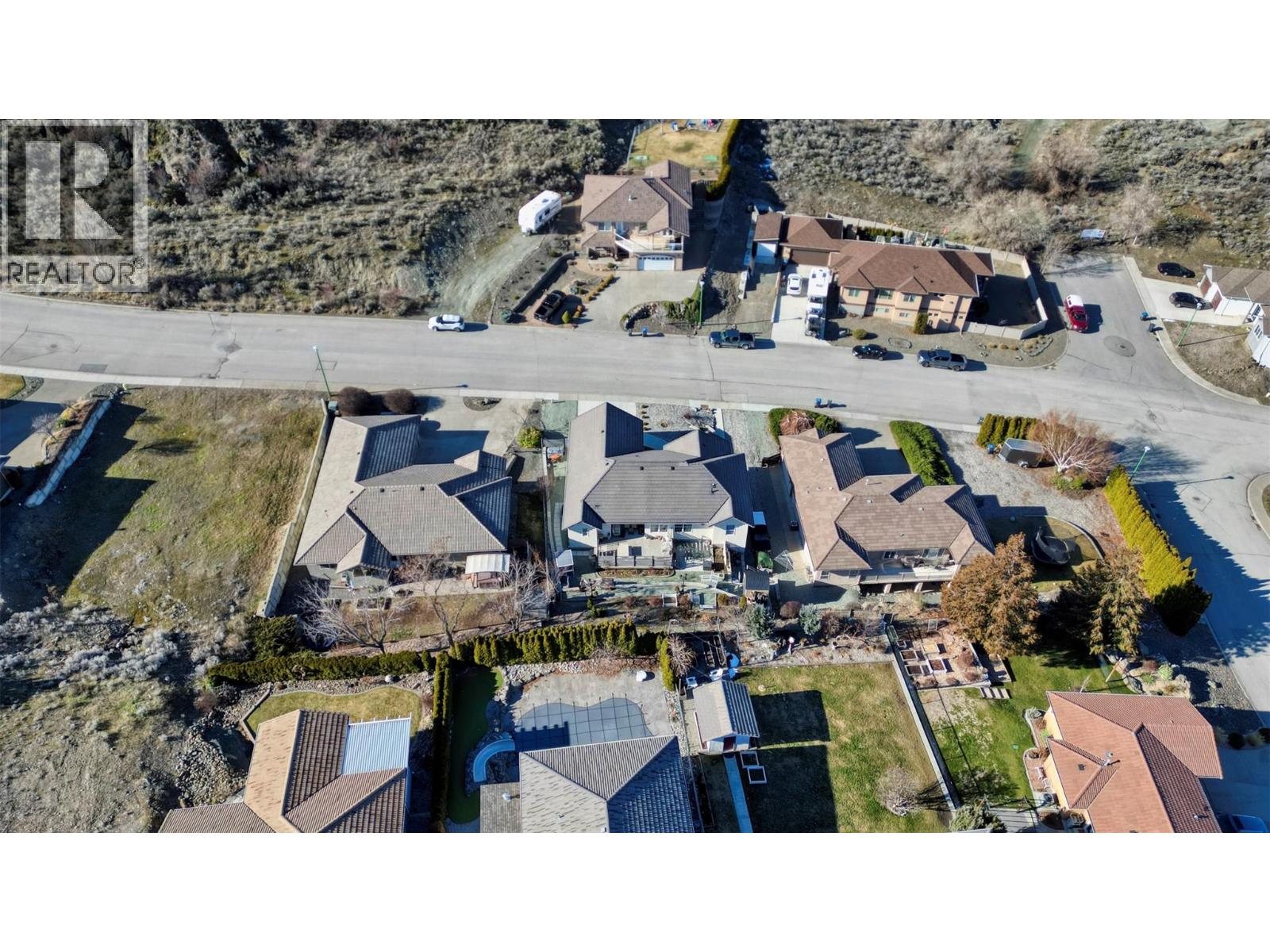 3807 FAIRWINDS Drive, Osoyoos
