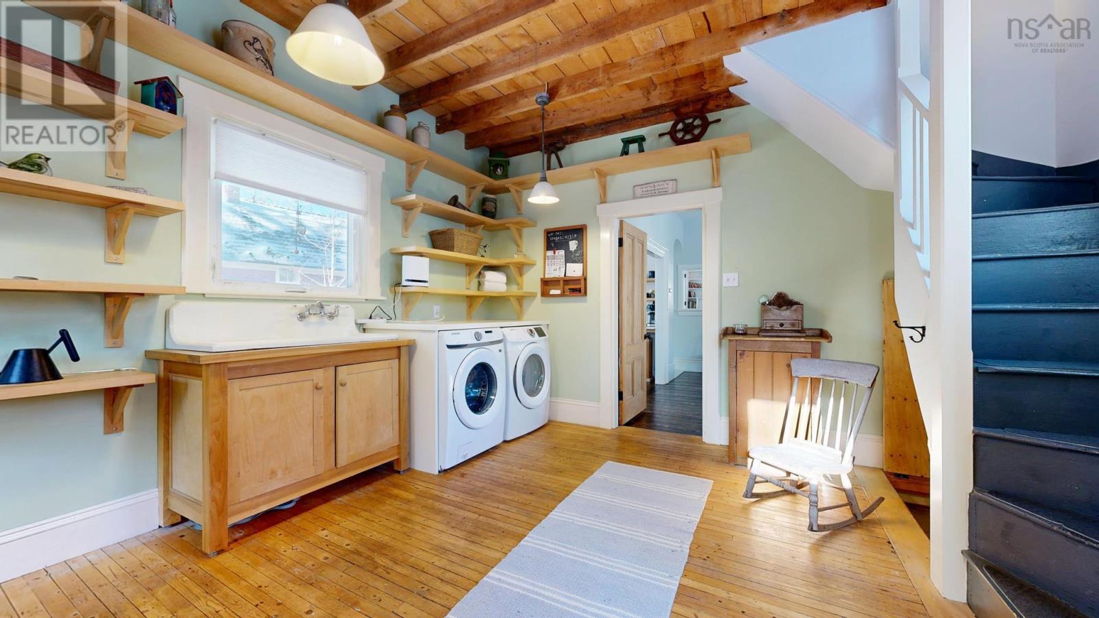 Property 21 of 48 of 13 John Street