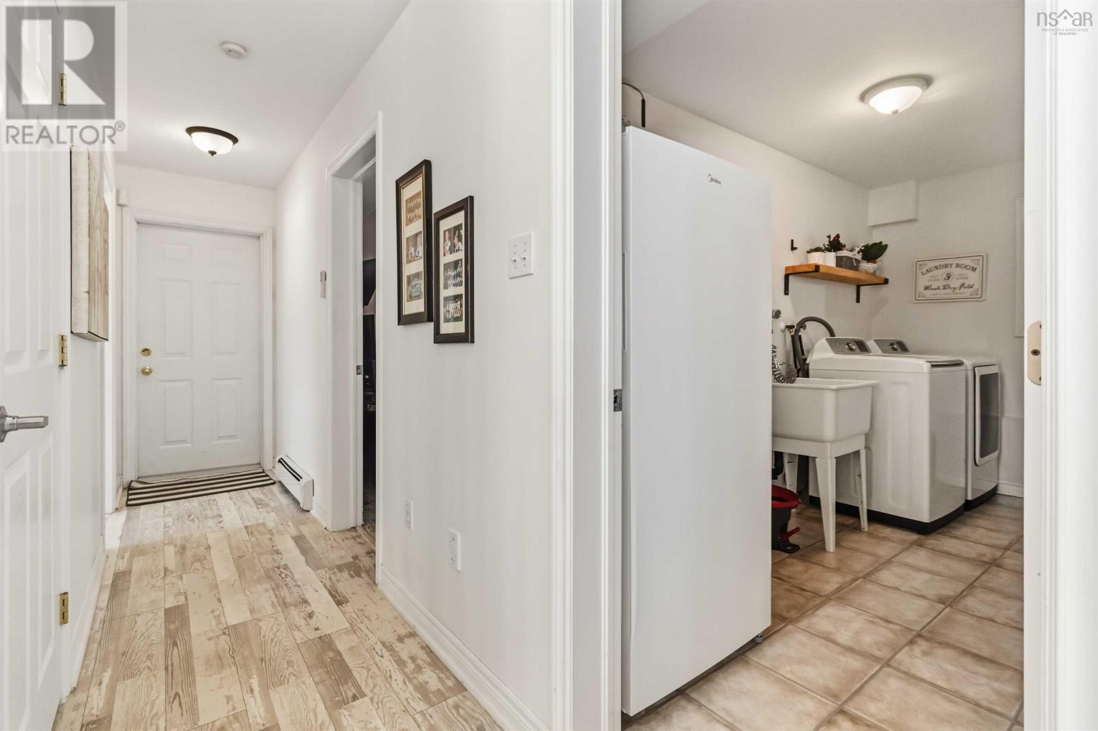 Property 33 of 47 of 83 Joan Drive