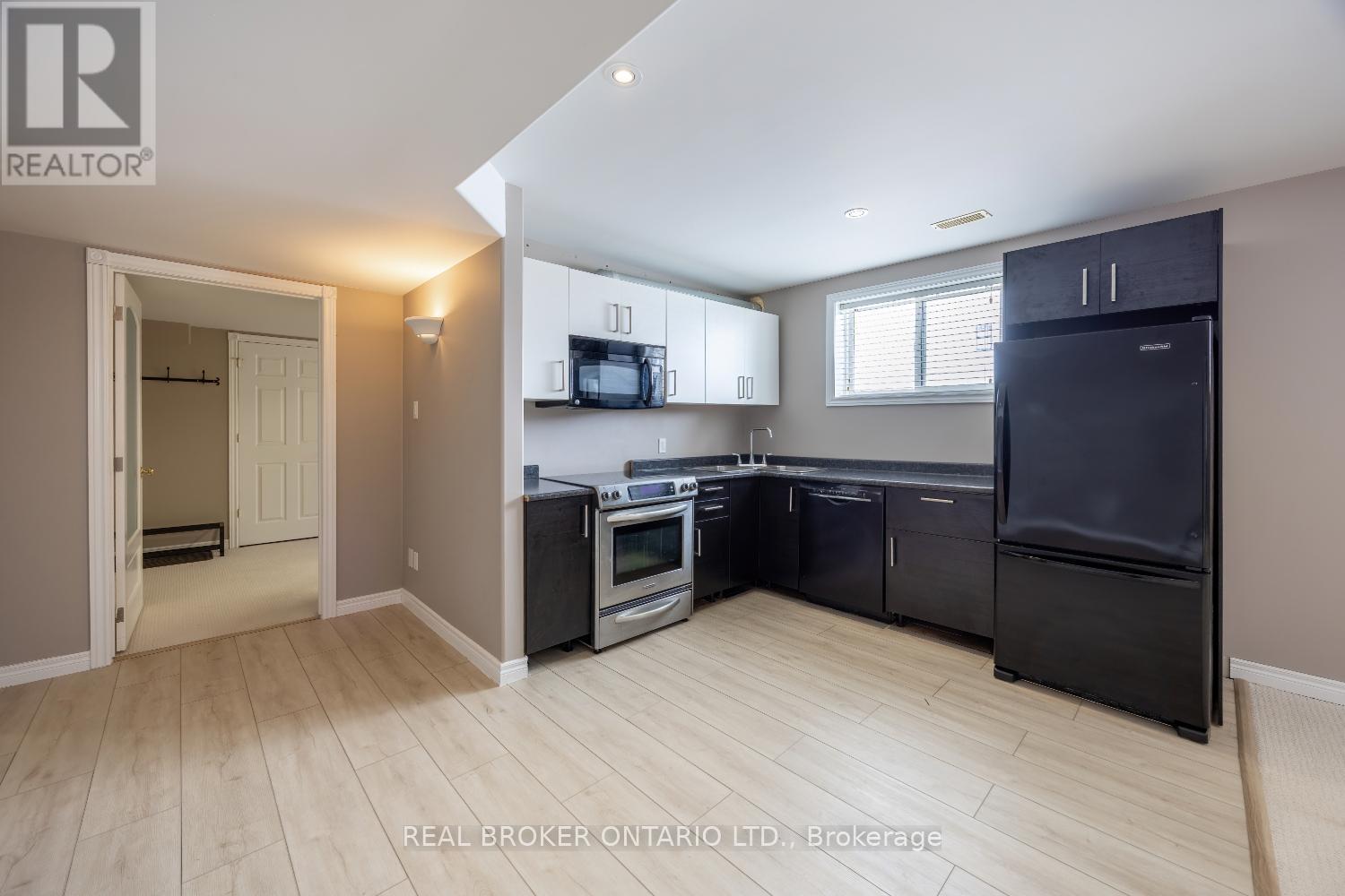 LOWER - 2560 DENURE DRIVE - Photo 2 of 16, Peterborough (Monaghan Ward 2), Ontario