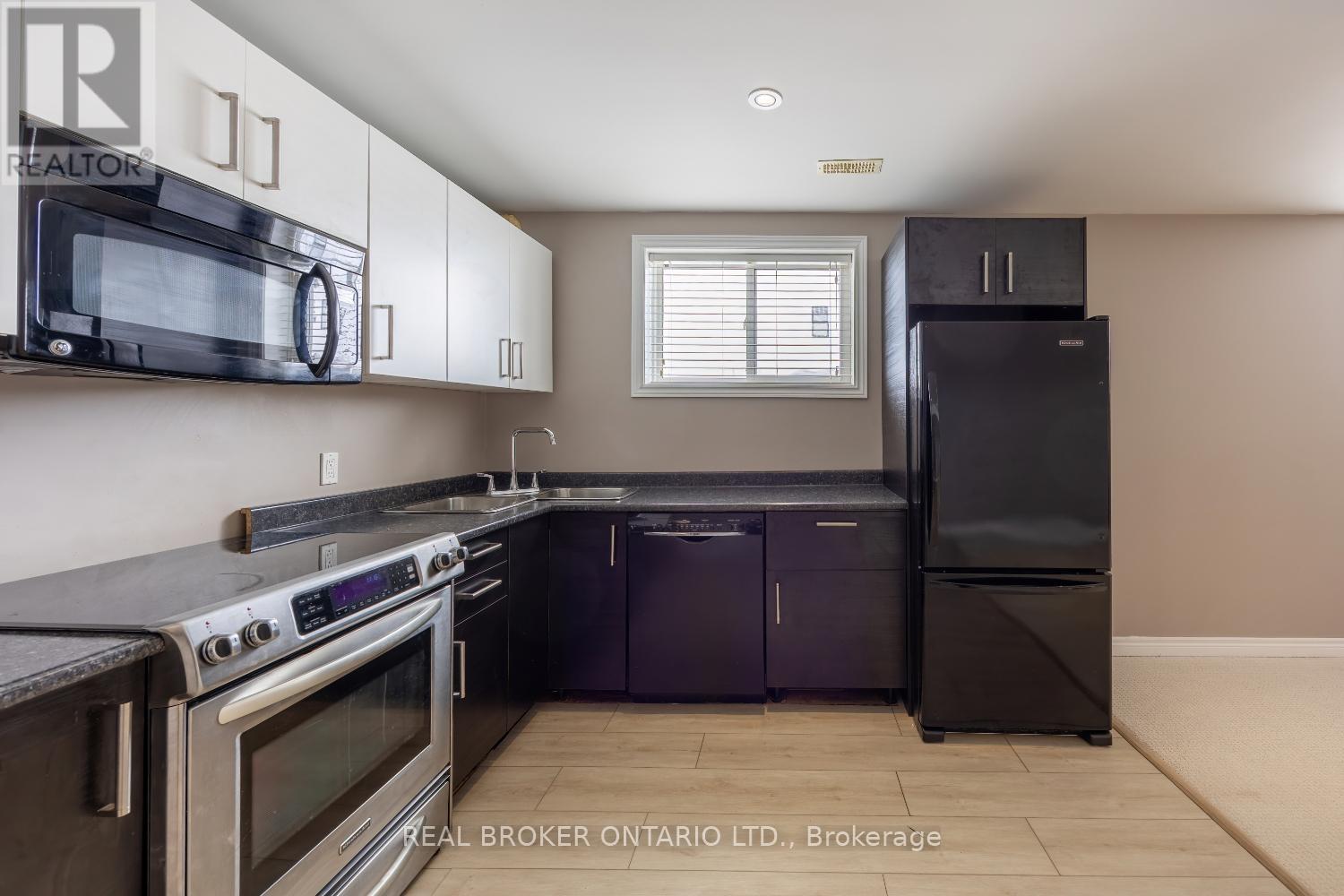 LOWER - 2560 DENURE DRIVE - Photo 3 of 16, Peterborough (Monaghan Ward 2), Ontario