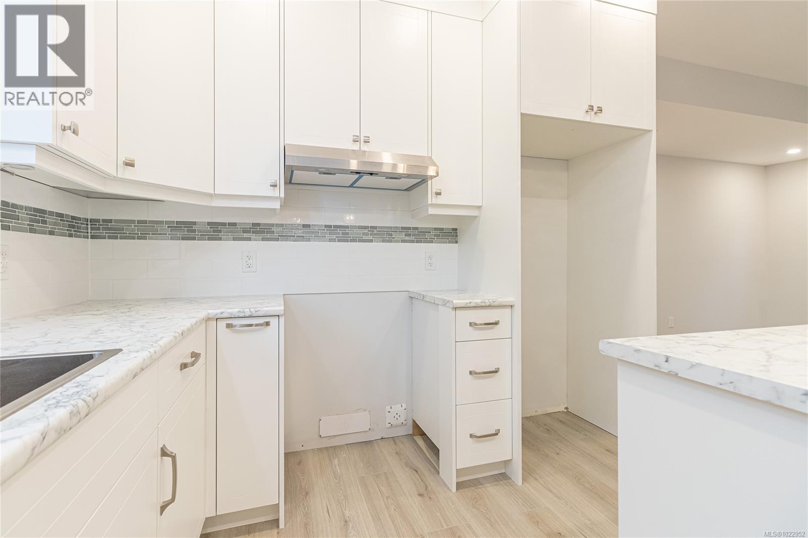 3164 Sherman Rd - 13