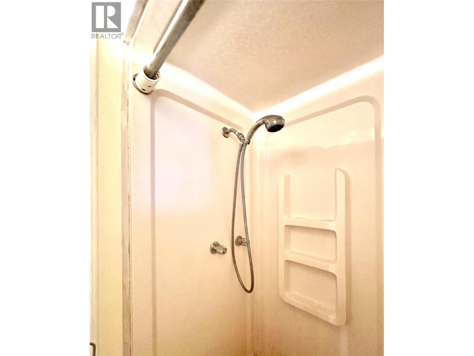 6491 Park Drive Drive, Oliver