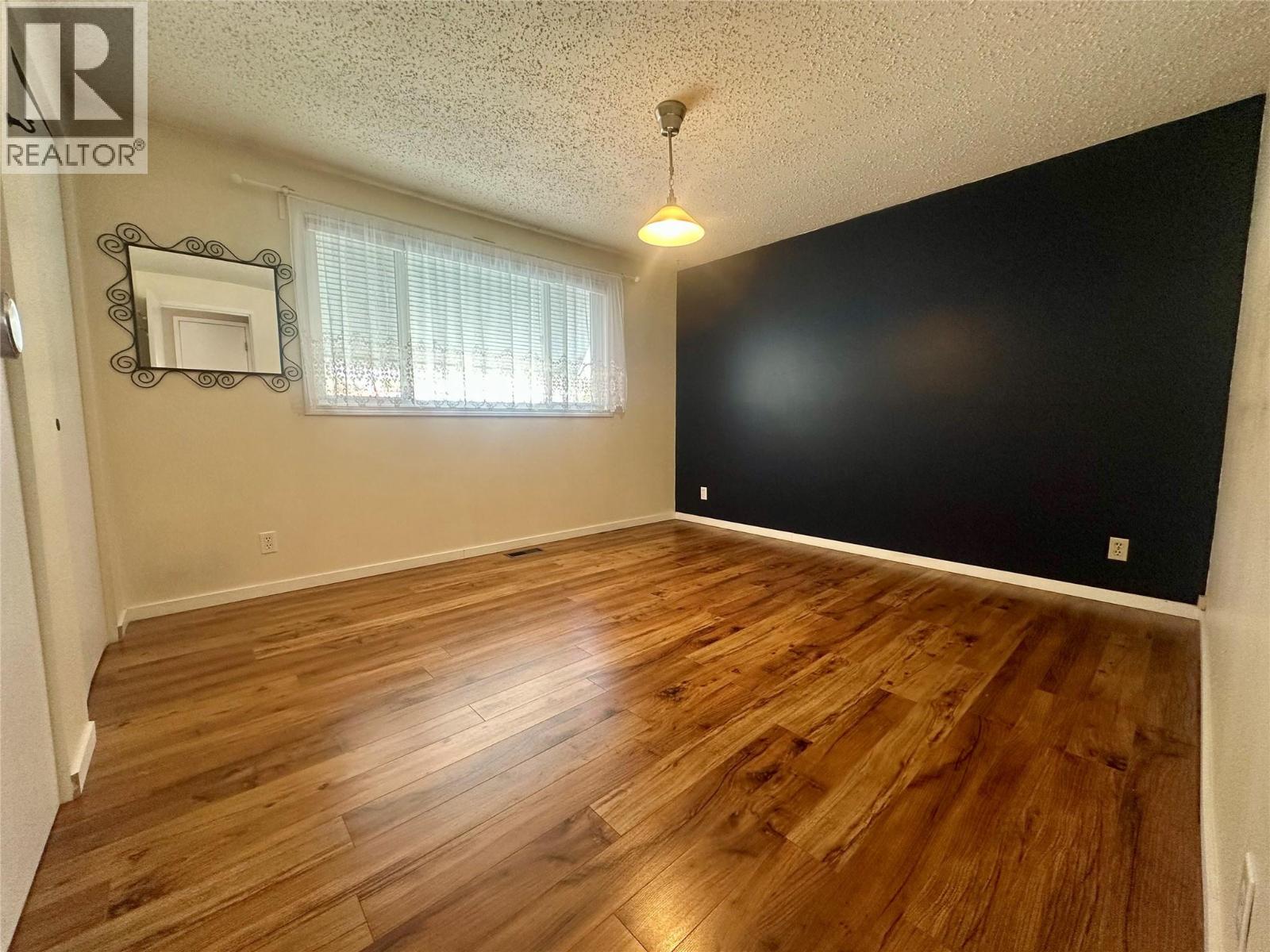 6491 Park Drive Drive, Oliver