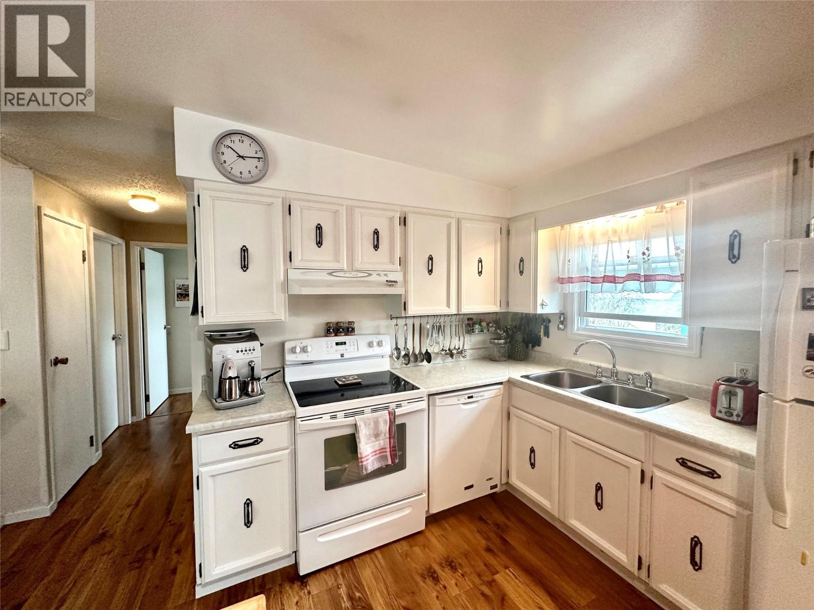 6491 Park Drive Drive, Oliver