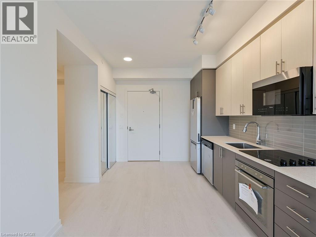 415 MAIN Street W Unit# 405 - Photo 3 of 40, Hamilton, Ontario