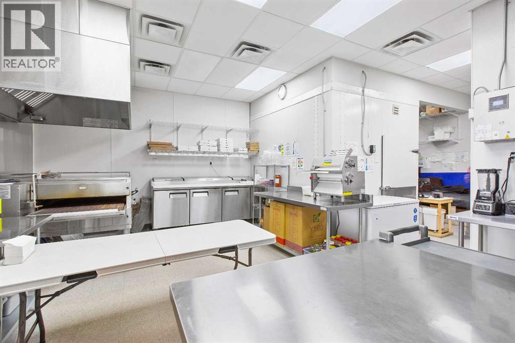 Business for Sale in    Avenue NE Stoney 3 Calgary 
