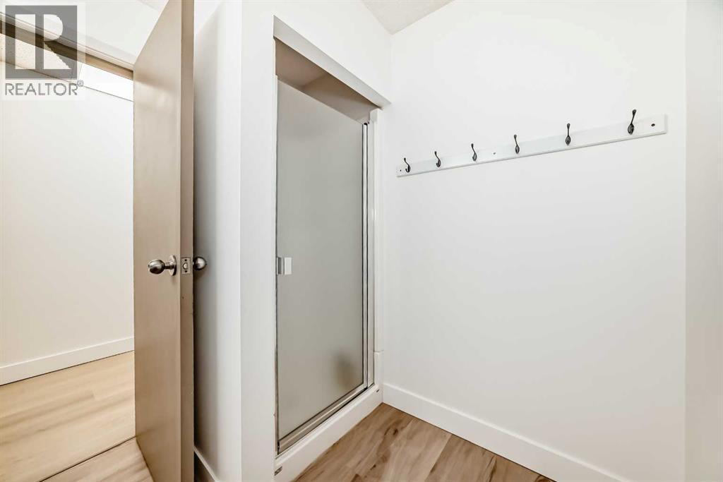 Office for Sale in Lower   Avenue NW Hillhurst Calgary 