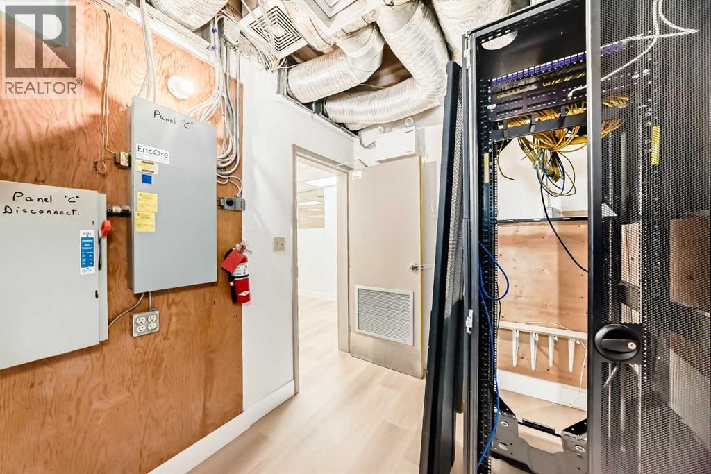 Office for Sale in Lower   Avenue NW Hillhurst Calgary 