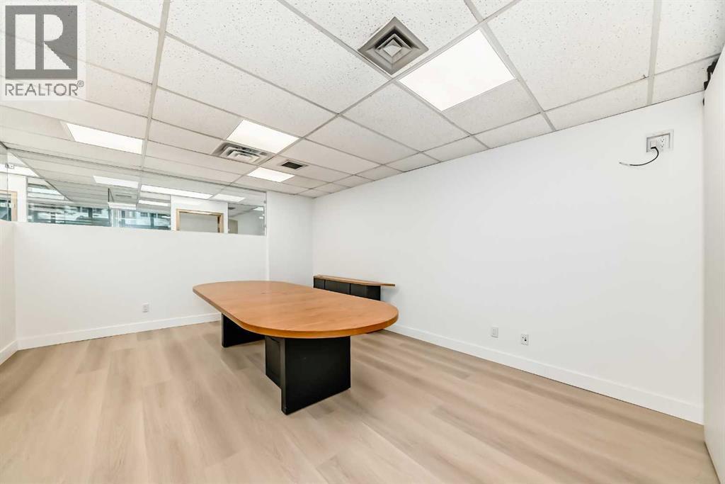 Office for Sale in Lower   Avenue NW Hillhurst Calgary 