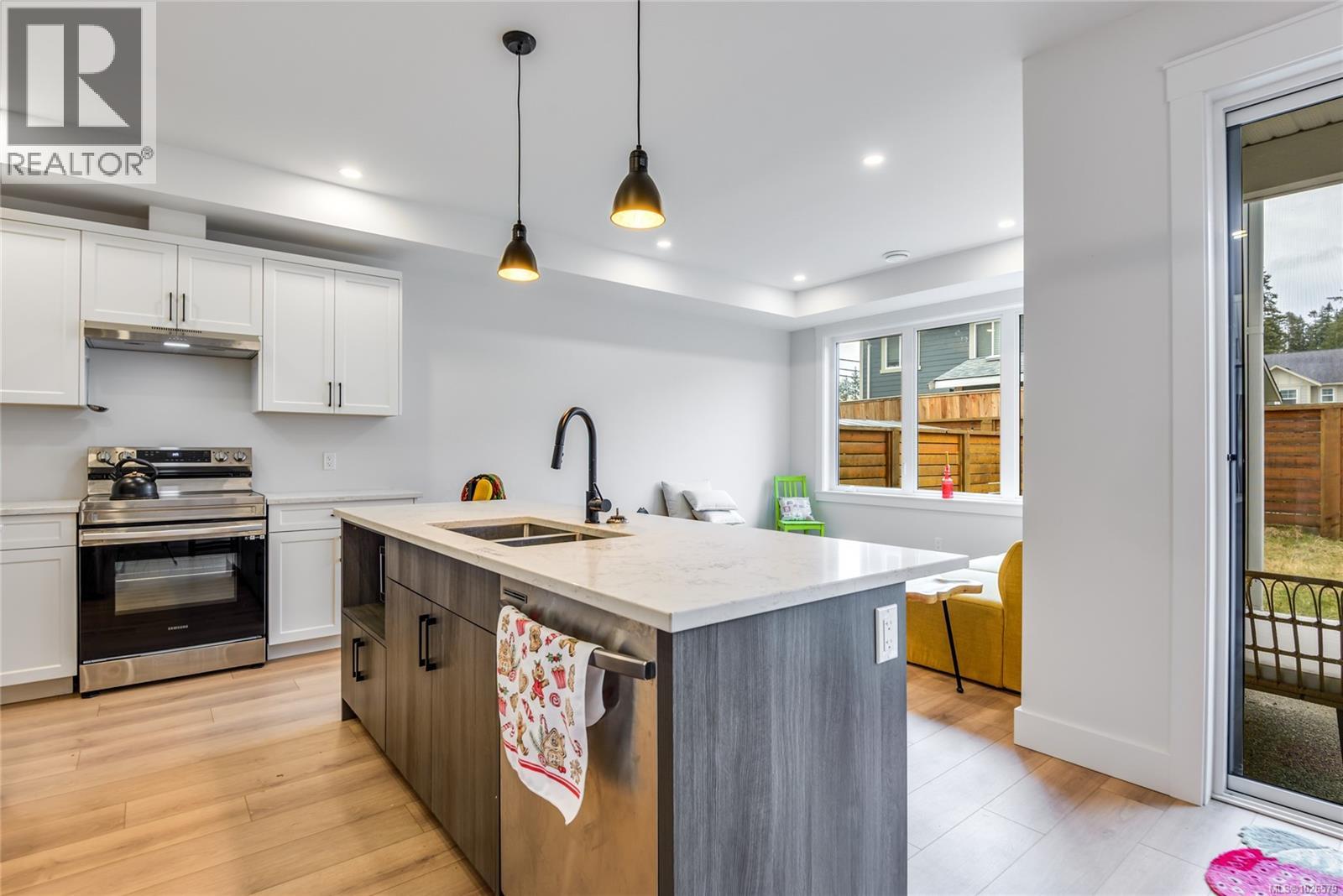 36 1090 Evergreen Rd, Campbell River