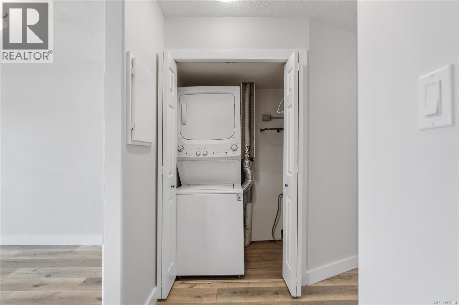 12 1956 Glenidle Rd, Sooke