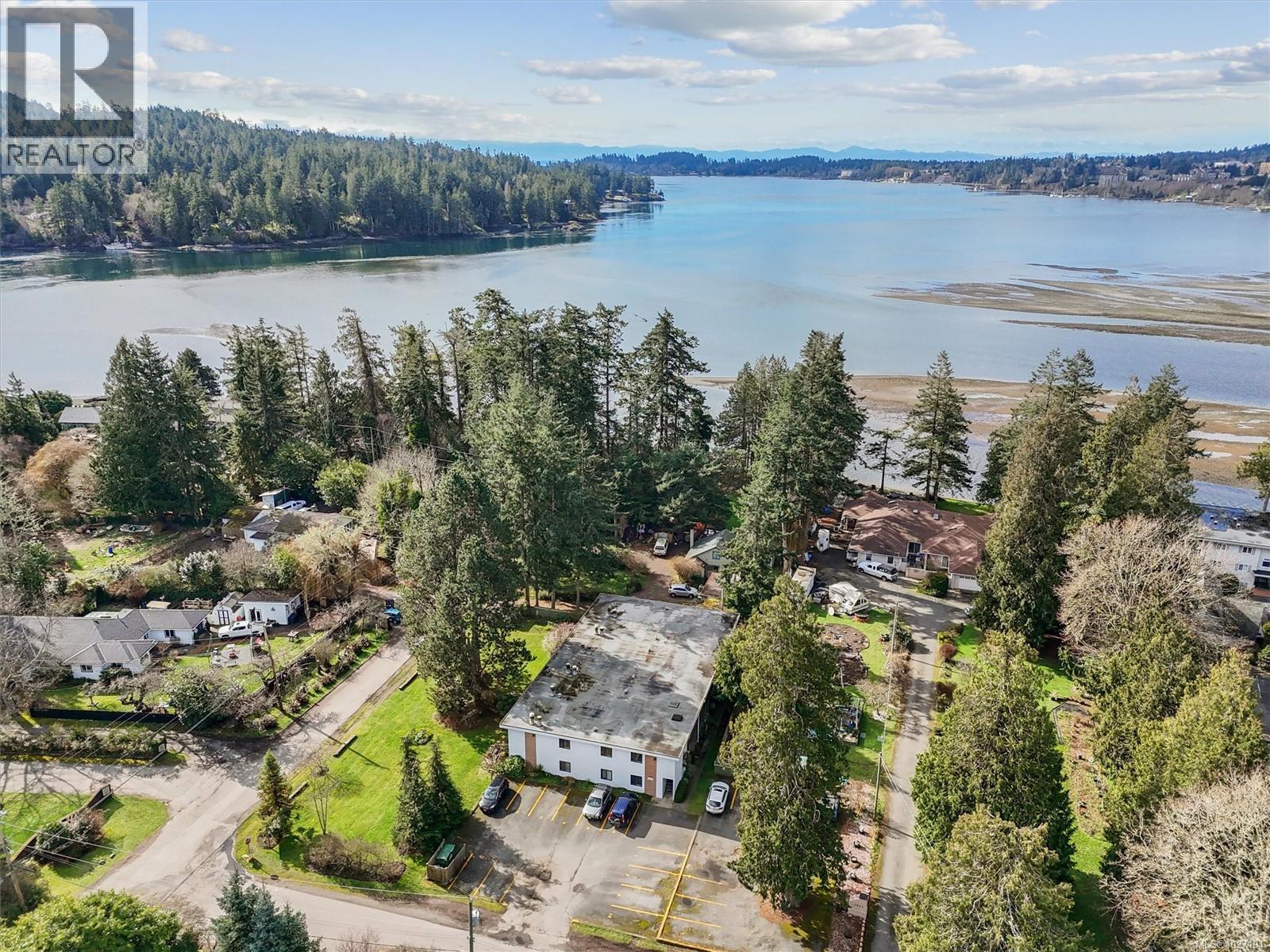 12 1956 Glenidle Rd, Sooke