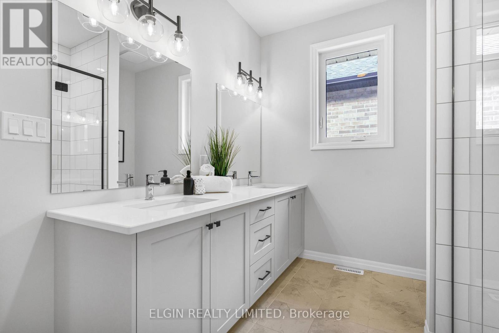 47 LARK STREET Property Photo