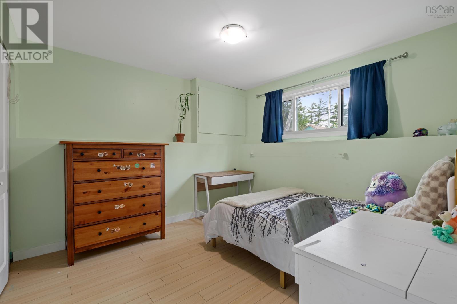 Property 22 of 34 of 49 Village Crescent