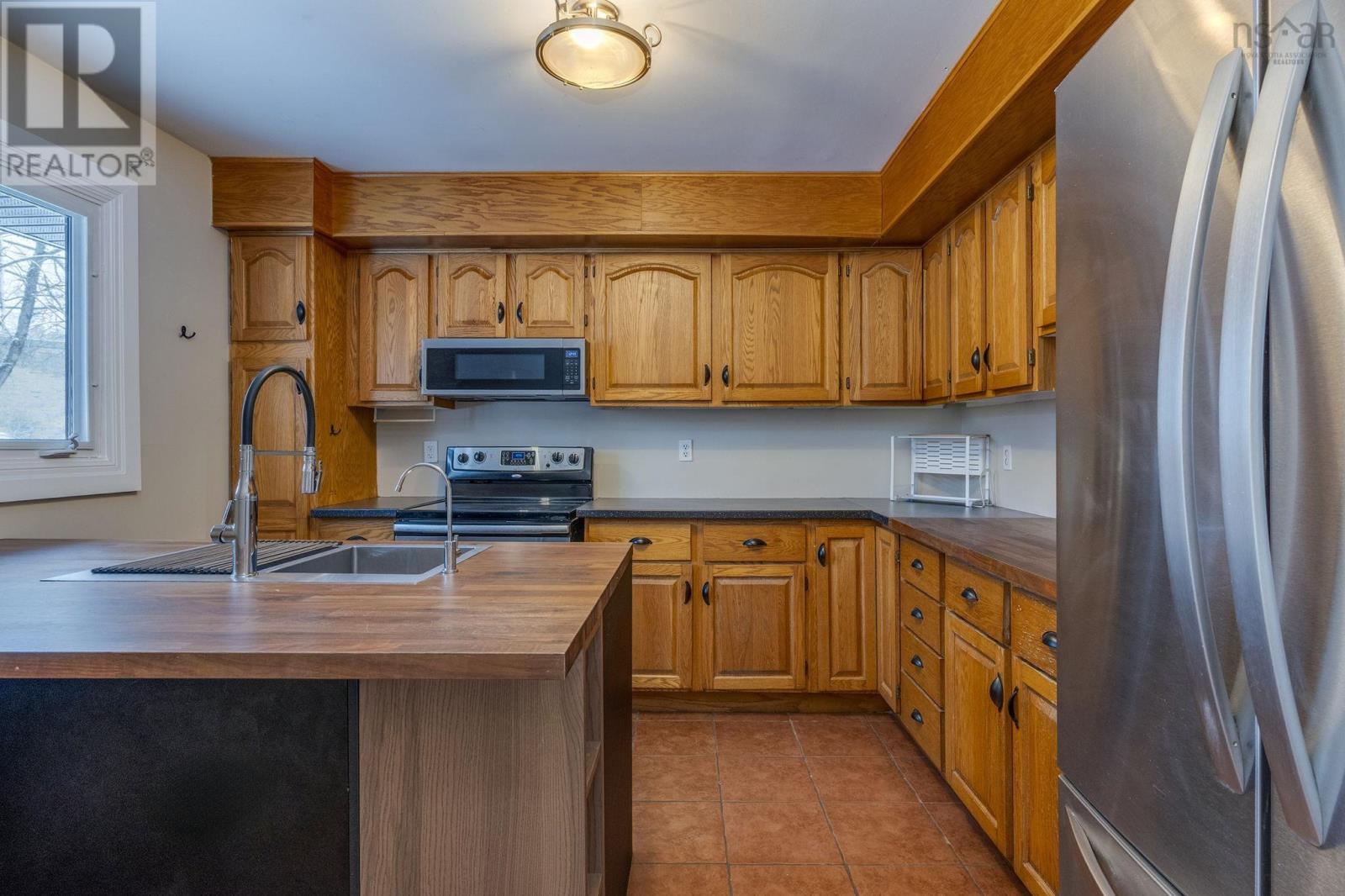 Property 12 of 38 of 77 Forestside Crescent