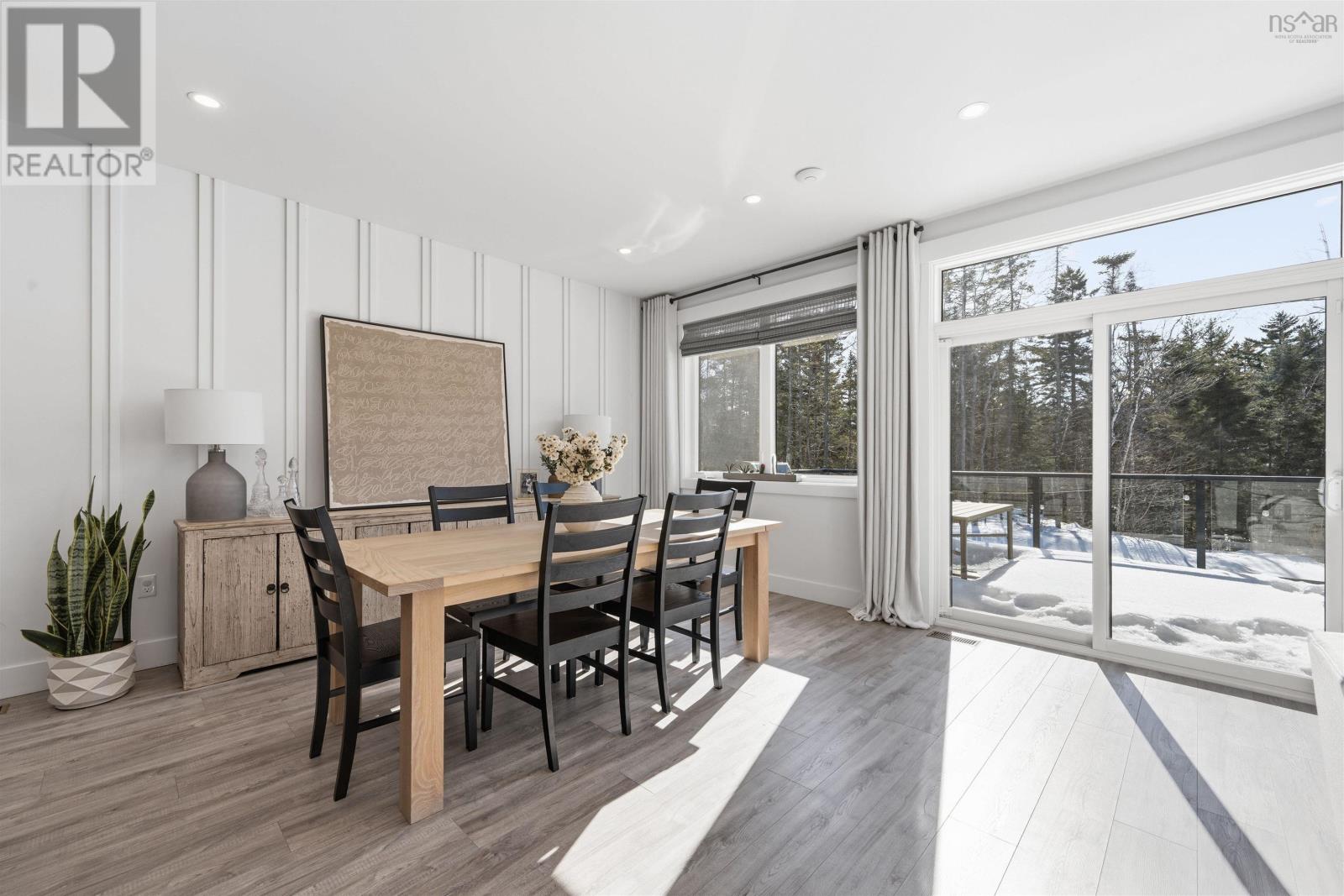 Property 14 of 50 of 77 Samaa Court