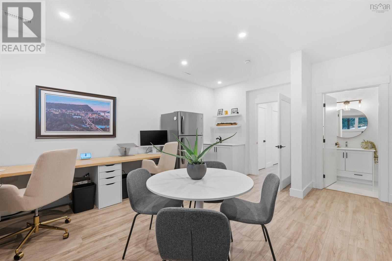 Property 39 of 50 of 77 Samaa Court