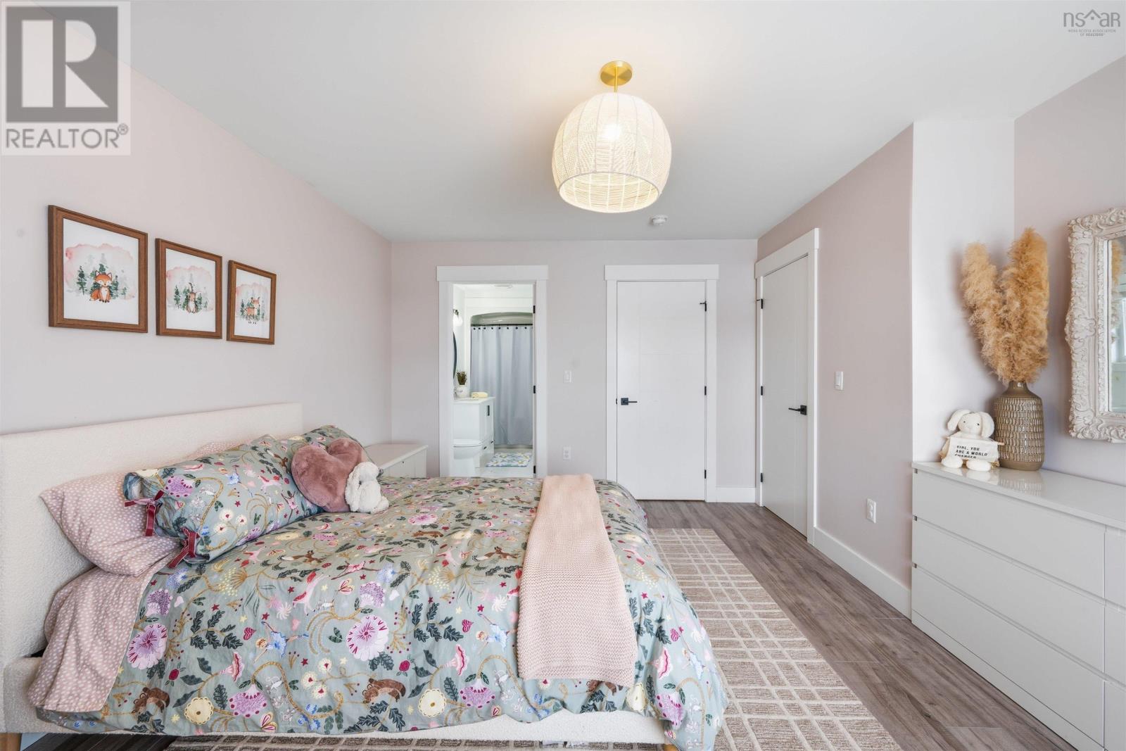 Property 35 of 50 of 77 Samaa Court