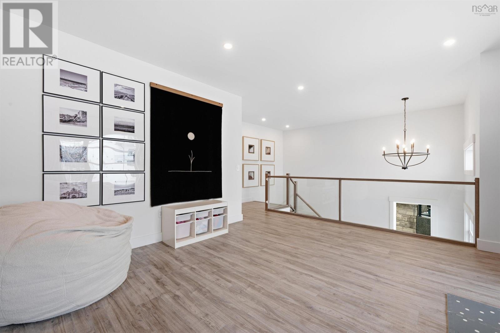 Property 22 of 50 of 77 Samaa Court