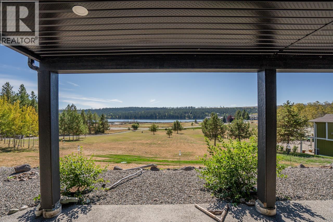 5593 LAKESIDE COURT - 32