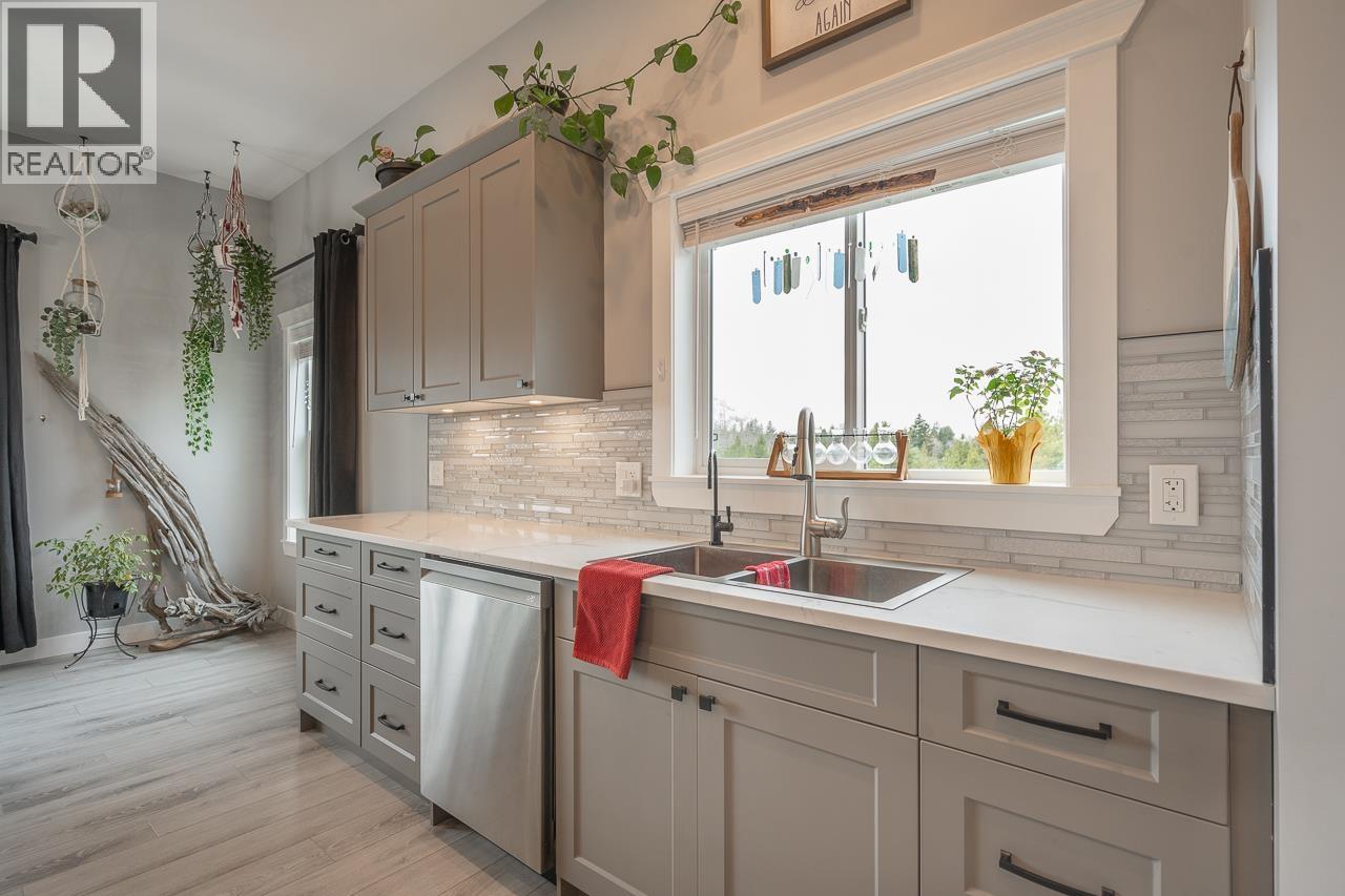 5593 LAKESIDE COURT - 10