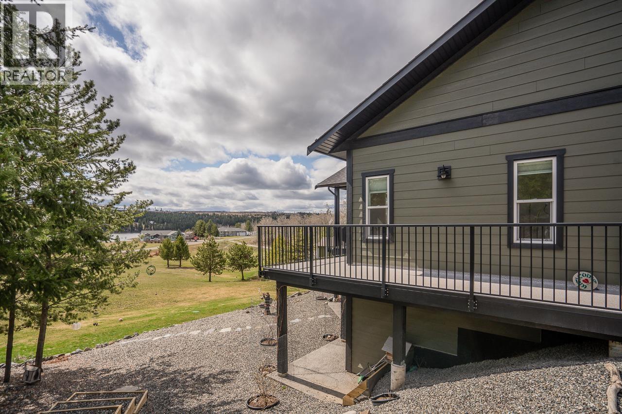 5593 LAKESIDE COURT - 36