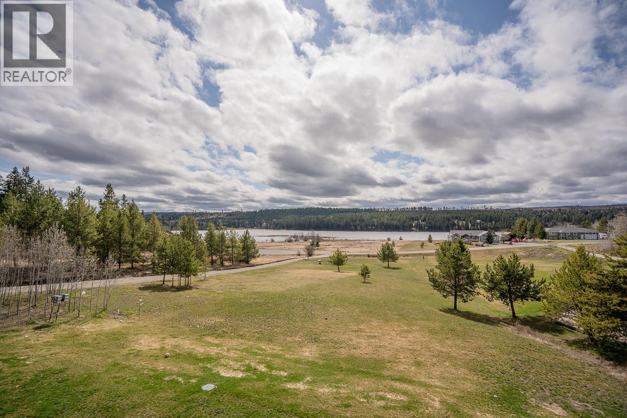 5593 LAKESIDE COURT - 39