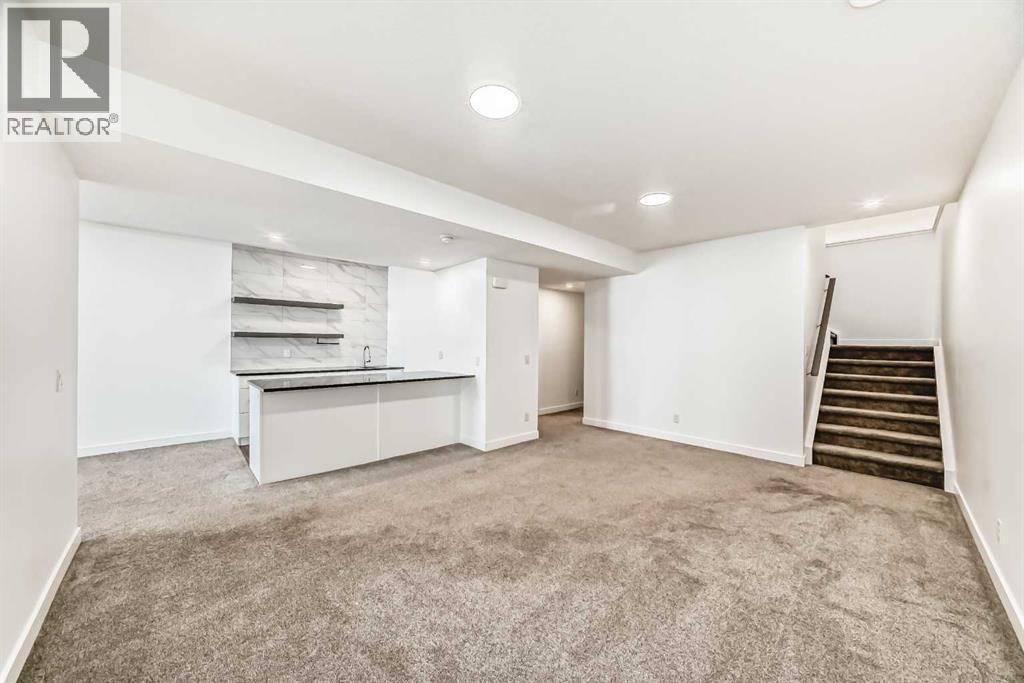 63 Riviera Court, Cochrane