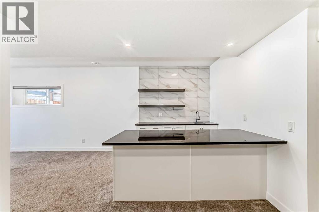 63 Riviera Court, Cochrane