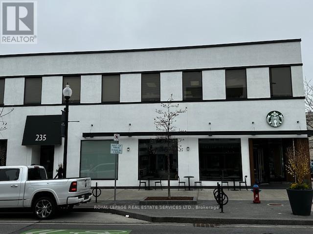 205 - 235 LAKESHORE ROAD E - Photo 2 of 8, Oakville (OO Old Oakville), Ontario