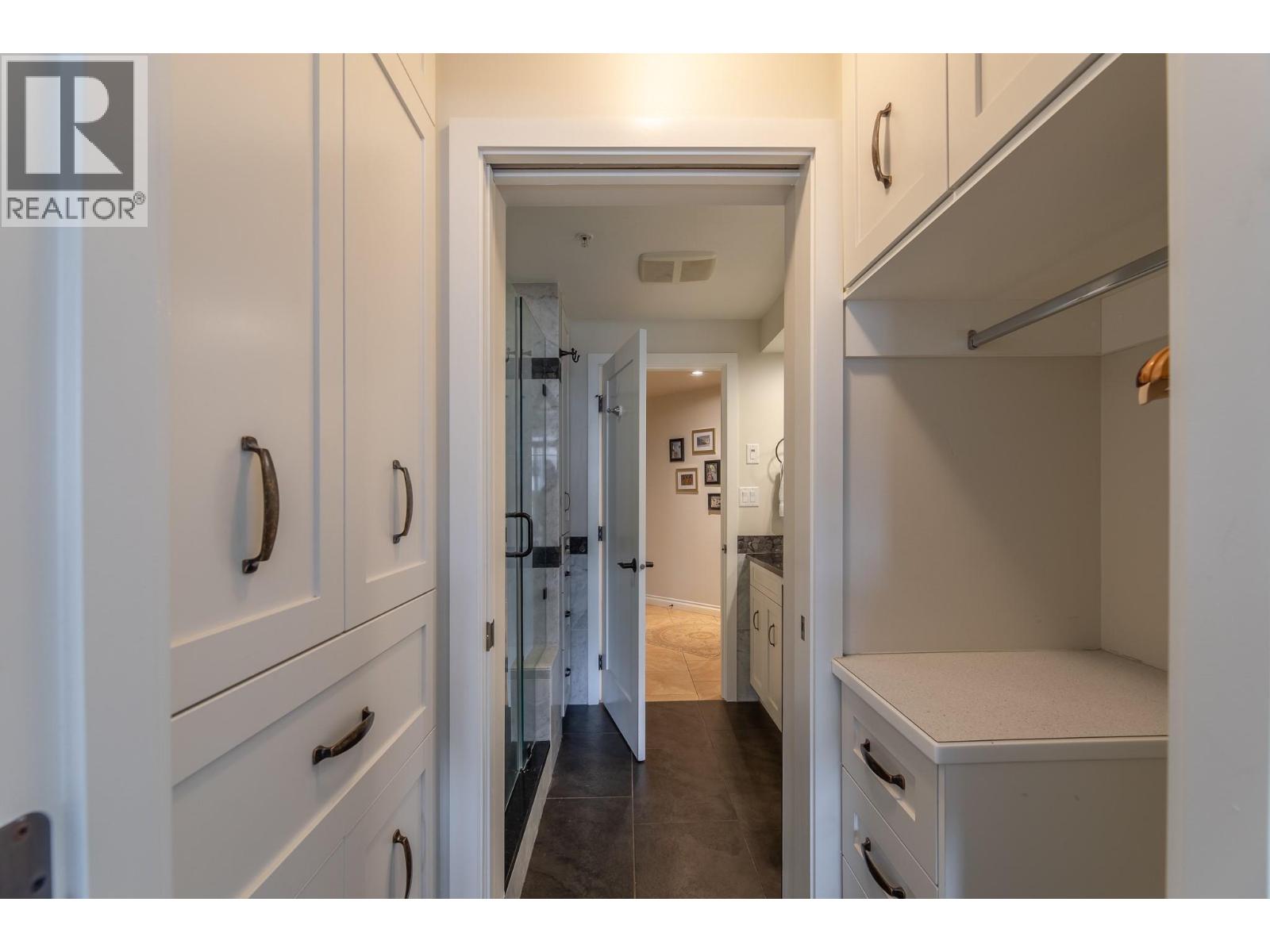 160 Lakeshore Drive W Unit# 203, Penticton