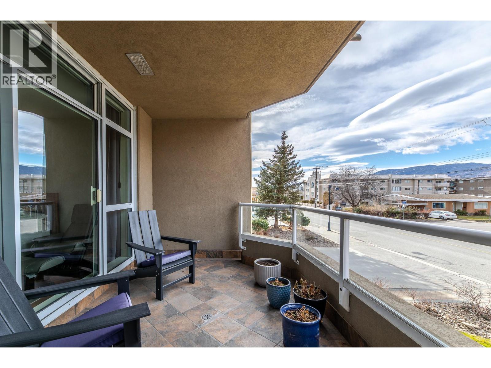 160 Lakeshore Drive W Unit# 203, Penticton