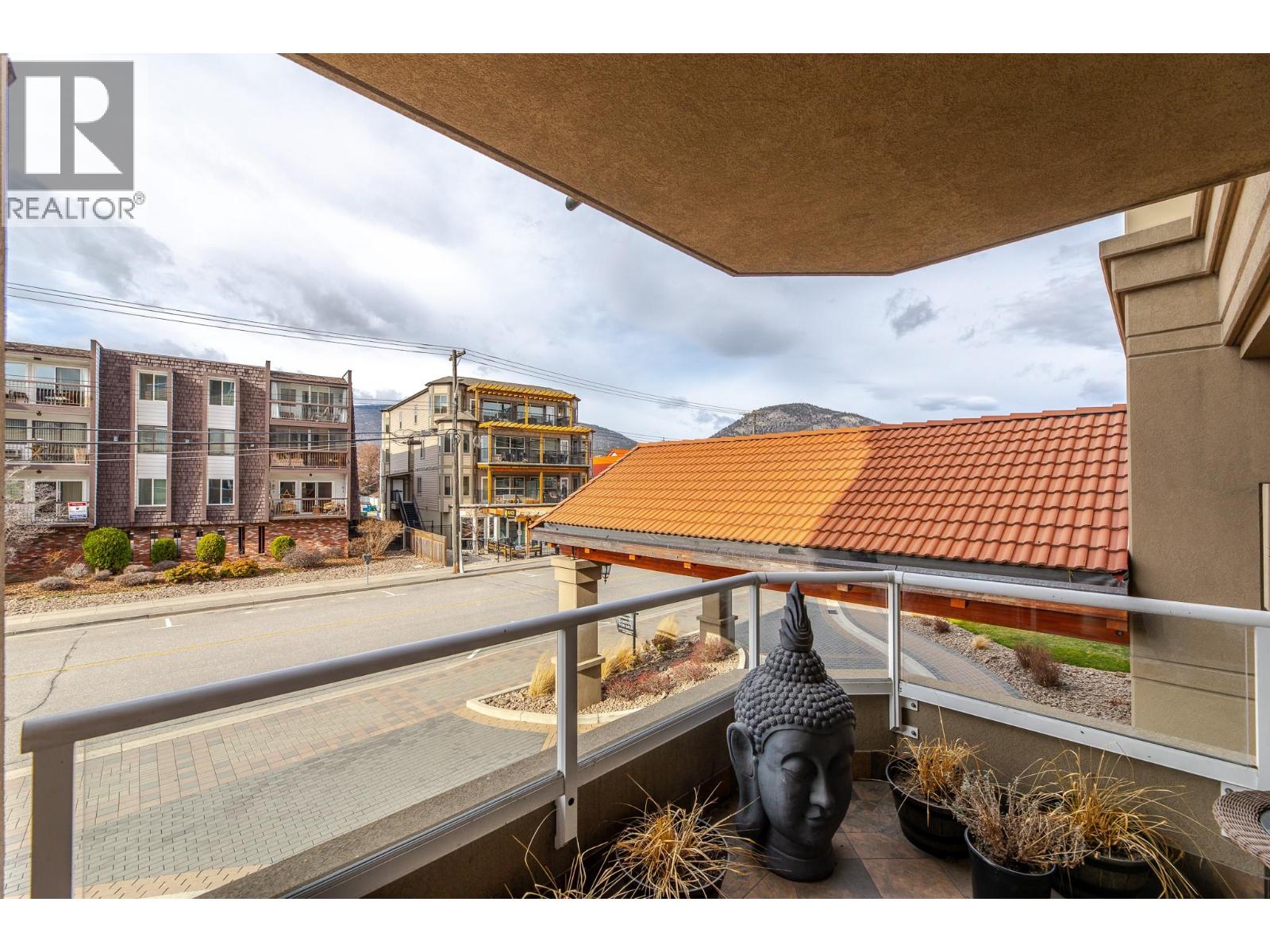 160 Lakeshore Drive W Unit# 203, Penticton