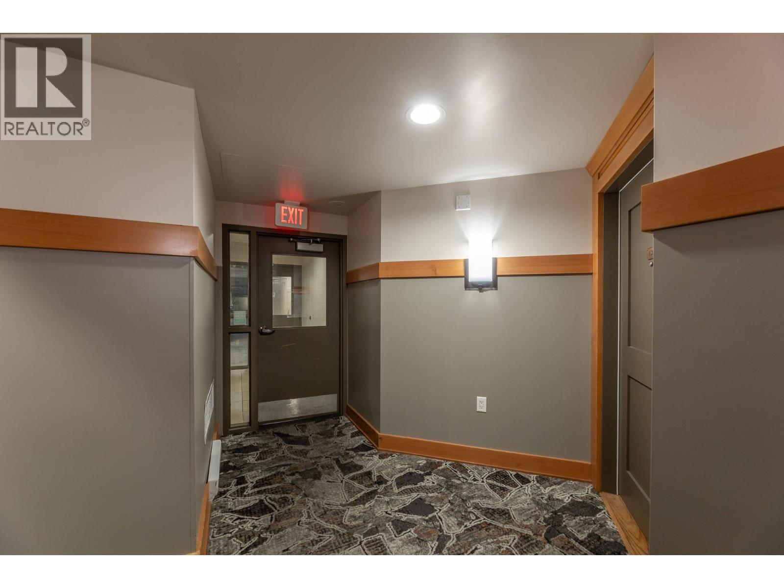 160 Lakeshore Drive W Unit# 203, Penticton