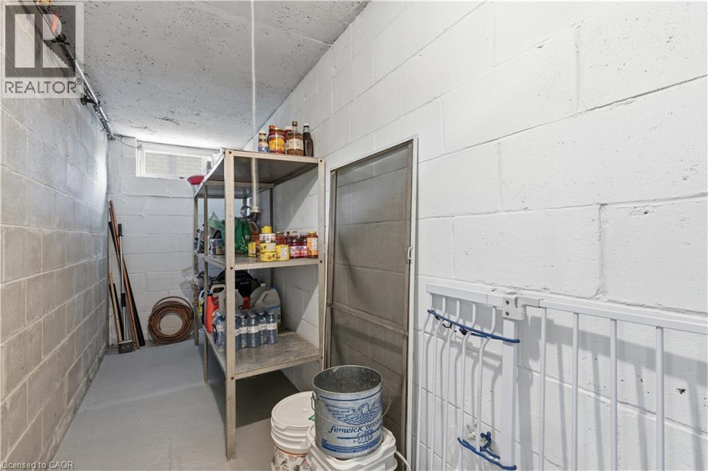 64 NEIL Avenue - 31
