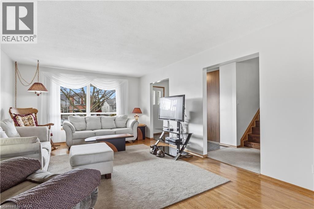 64 NEIL Avenue - 8