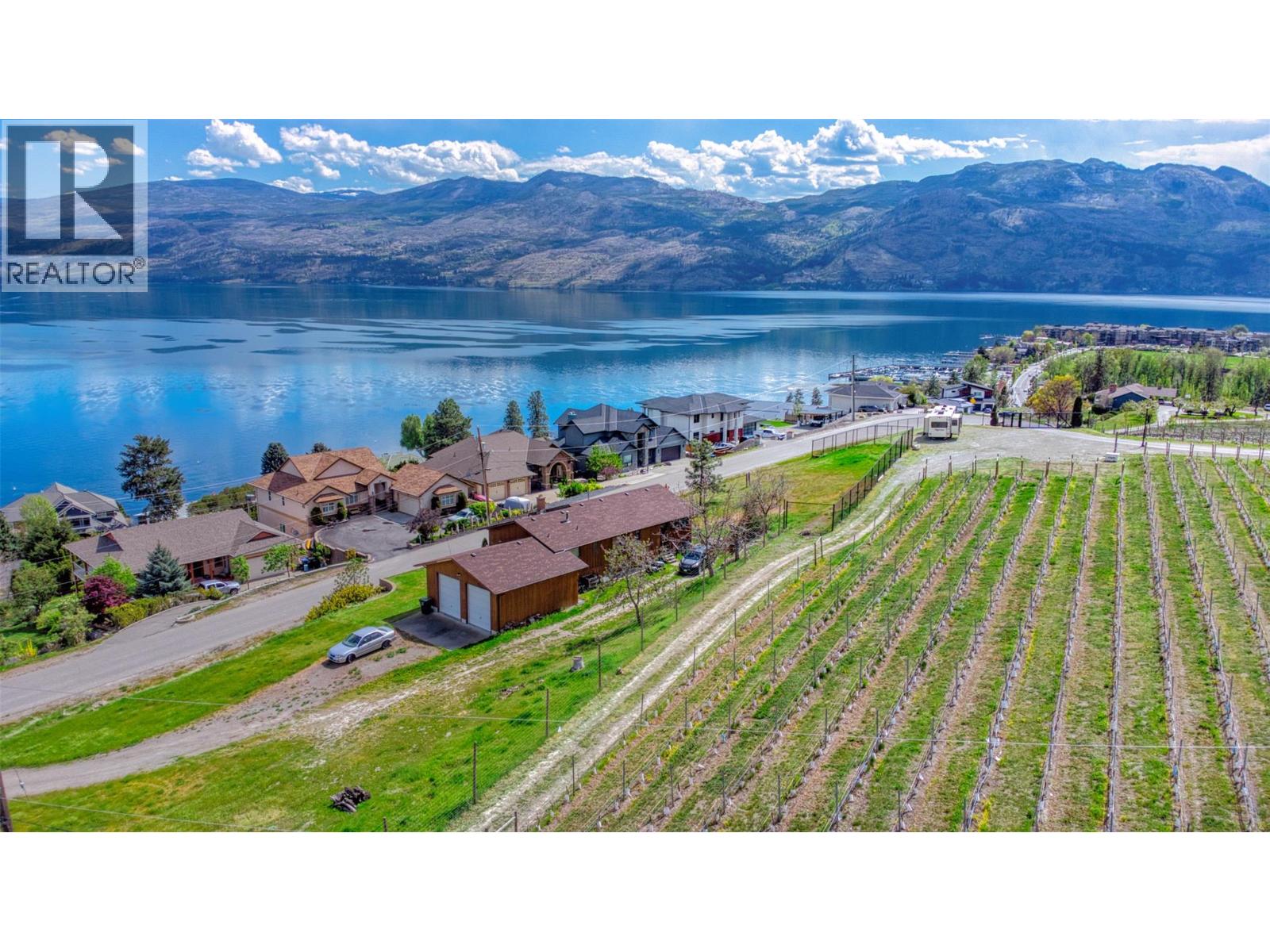  3924 Harding Road, West Kelowna