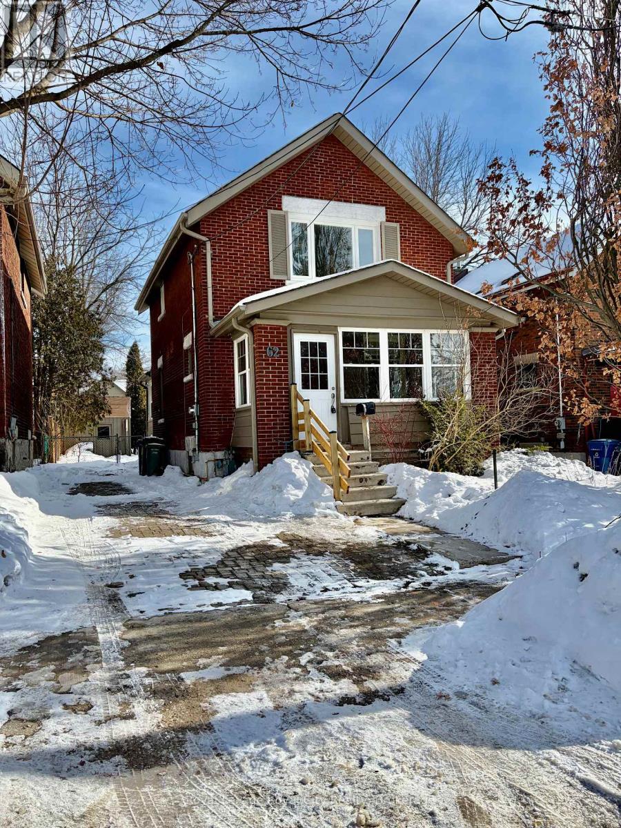 62 Powell Street West