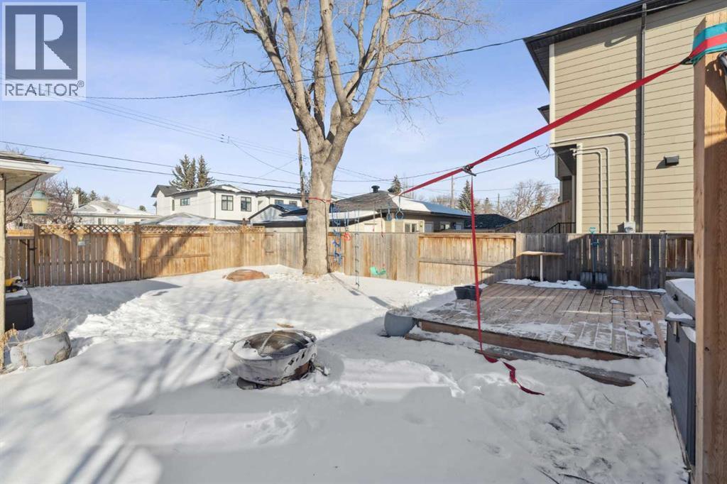 Single Family House Bungalow for Sale in   Avenue NE Winston Heights/Mountview Calgary 