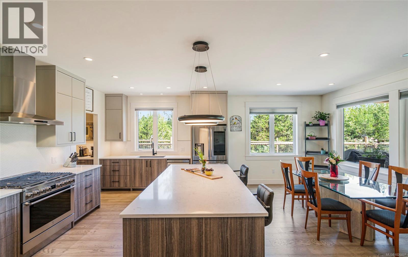 1248 Station Rd, Coombs