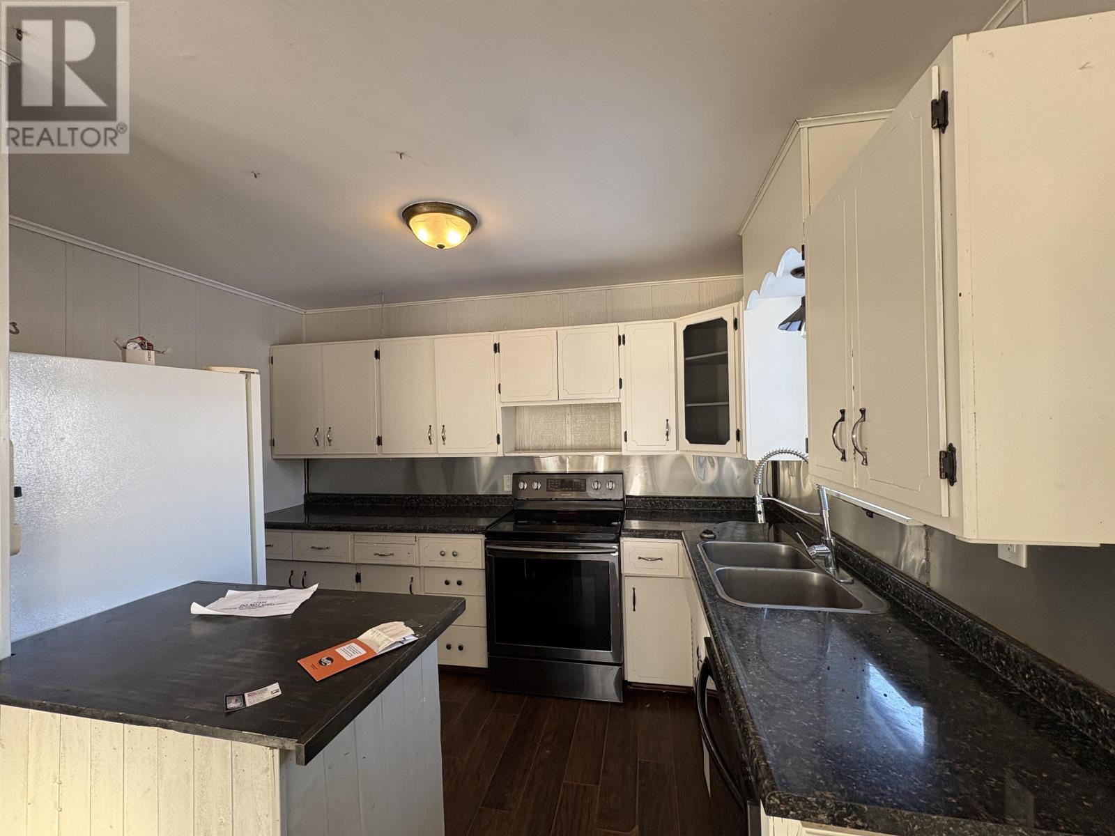 851-855 HWY 11 - Photo 5 of 36, Pinewood, Ontario