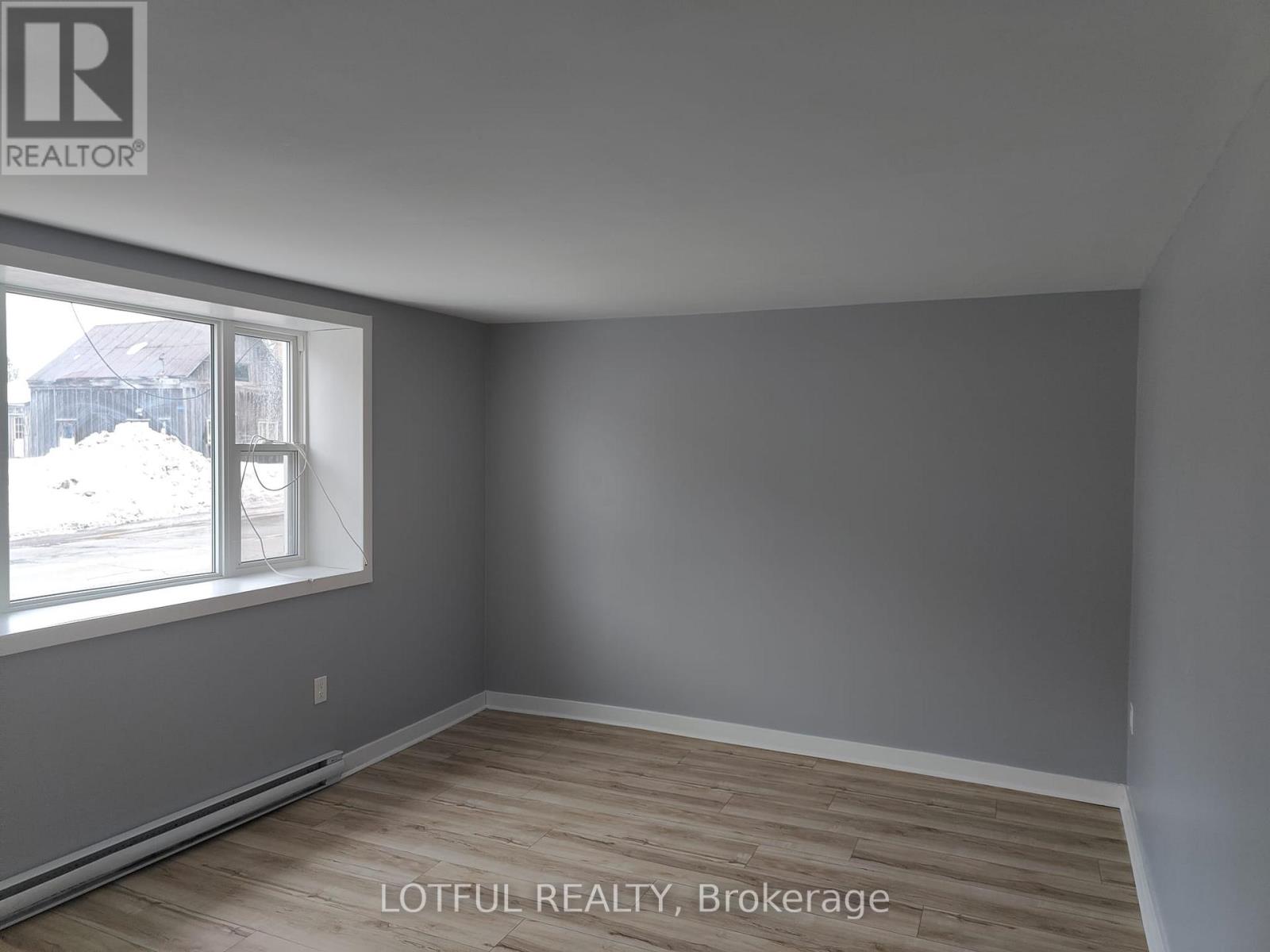 2 - 17 MAIN STREET W - Photo 3 of 10, Elizabethtown-Kitley, Ontario