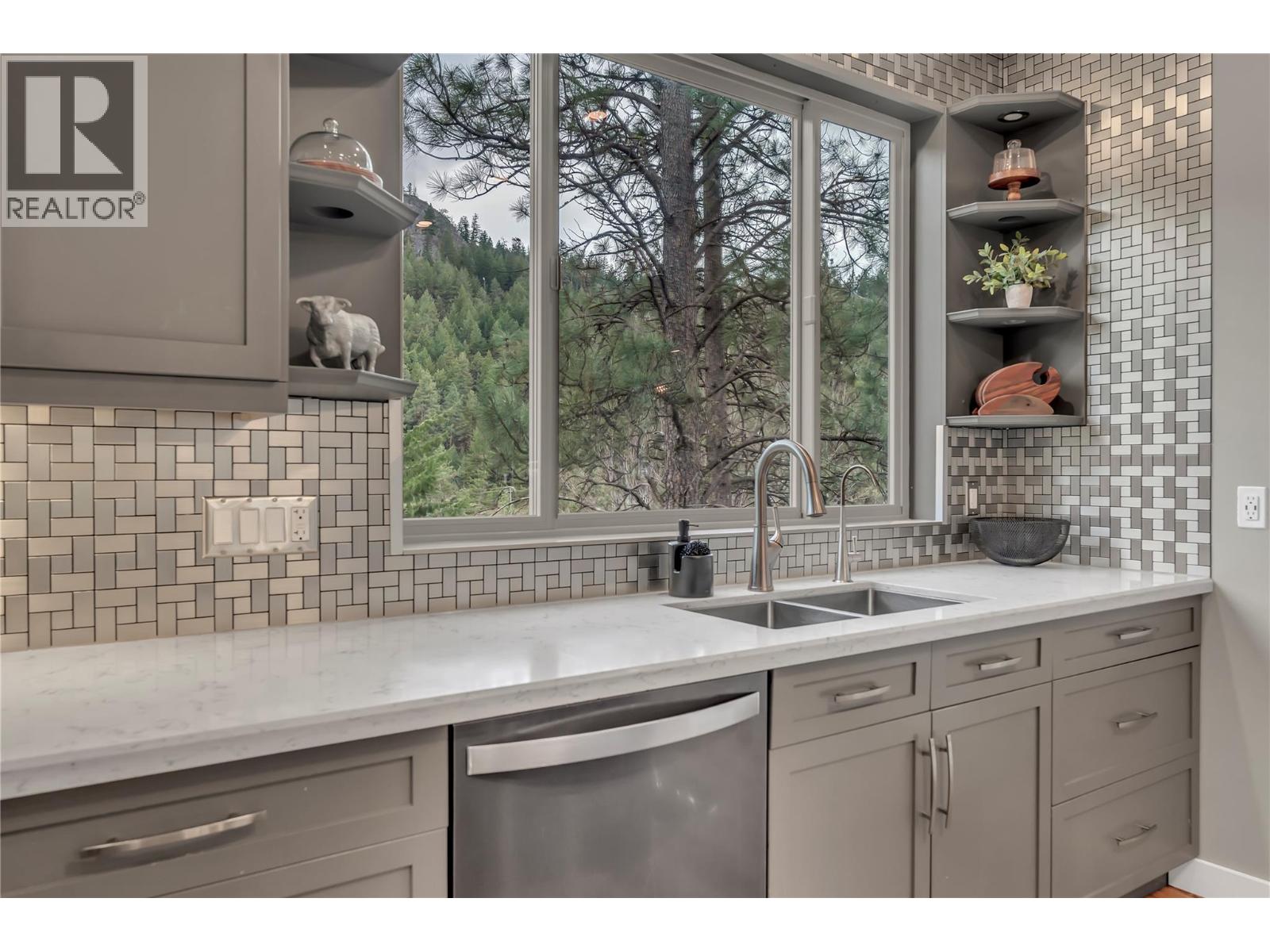  109 Fairway Drive, Kaleden