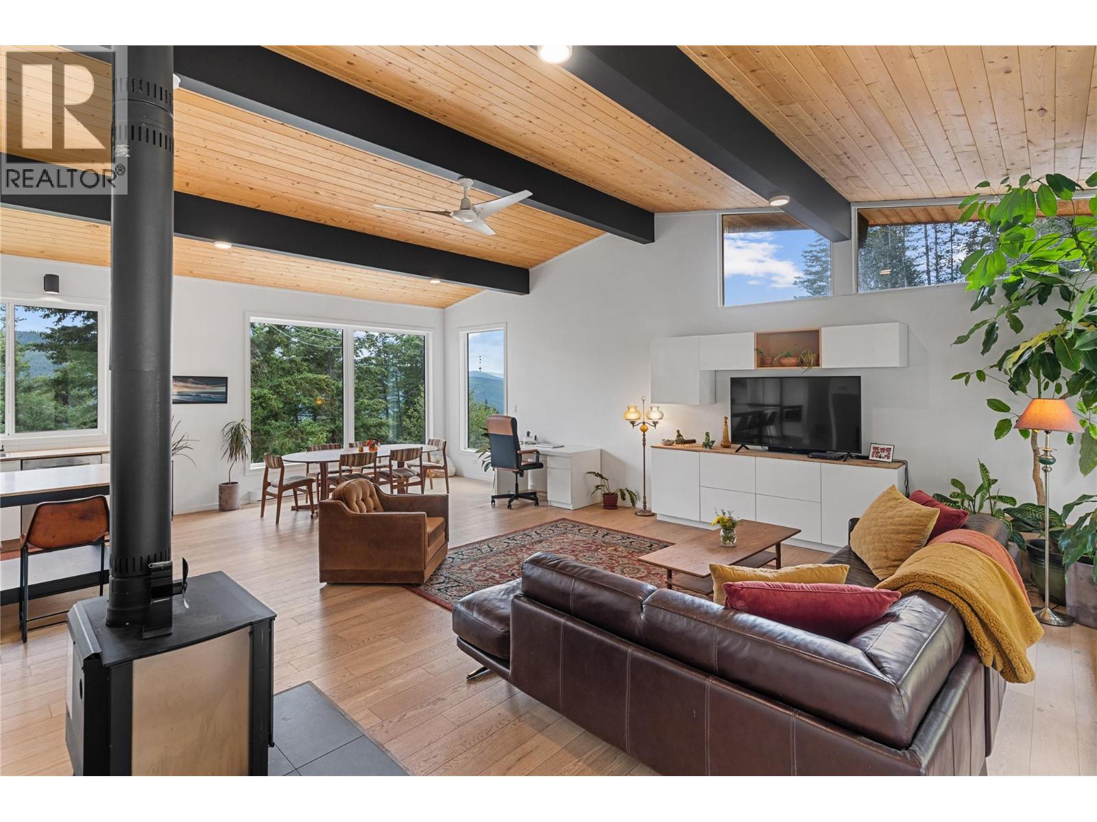  8250 Sun Valley Road, Joe Rich