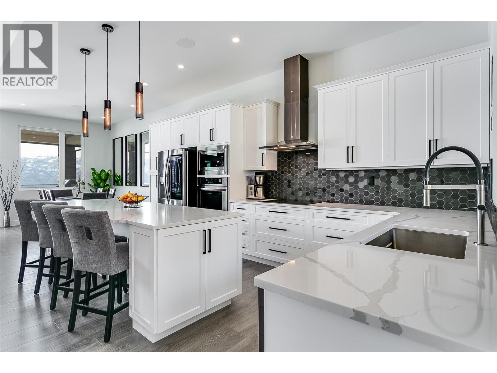  1296 Menu Road, West Kelowna